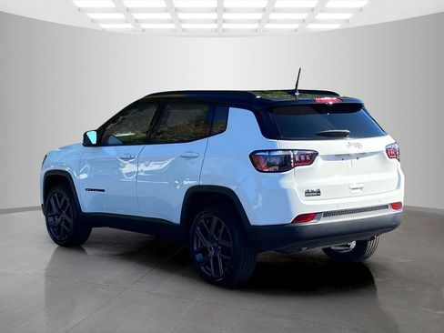 New 2026 Jeep Compass Limited AWD/4WD image 3