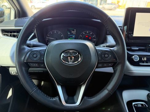 Used 2023 Toyota Corolla SE FWD image 30