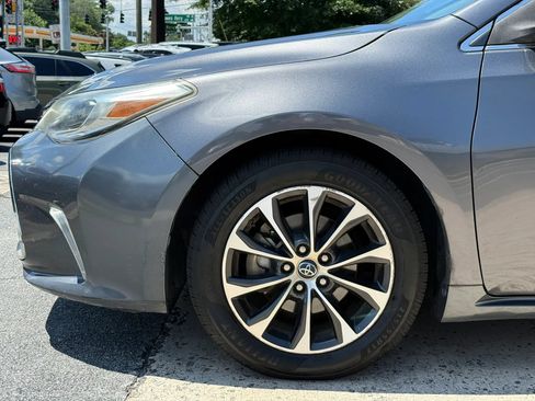Used 2016 Toyota Avalon XLE FWD image 11