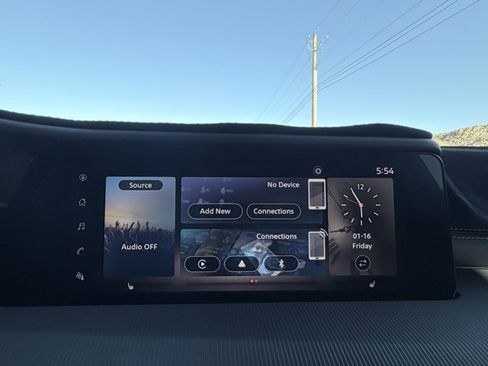 Certified 2025 Nissan Murano SV image 14