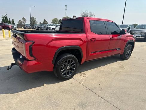 Used 2024 Toyota Tundra Platinum AWD/4WD image 39