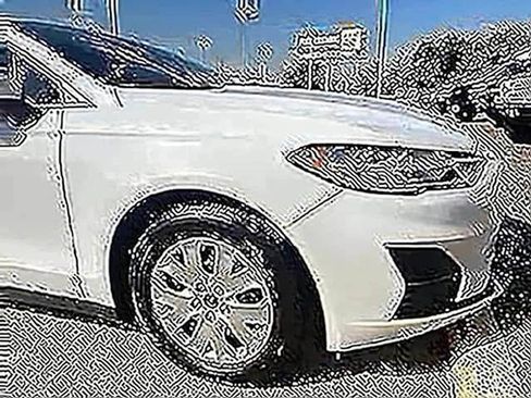 Used 2020 Ford Fusion S FWD image 22