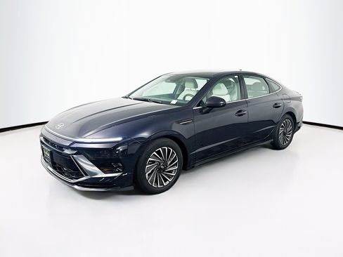 Used 2025 Hyundai Sonata SEL image 3