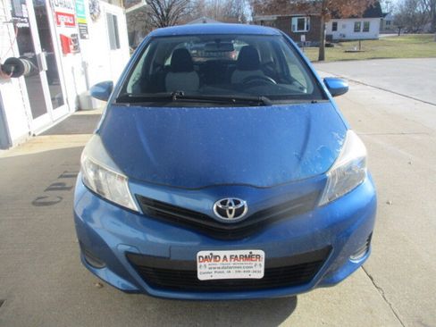 Used 2014 Toyota Yaris LE image 7