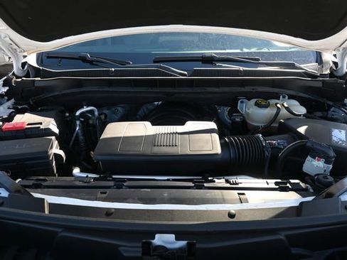 Used 2021 Chevrolet Suburban RST w/ Luxury Package image 22