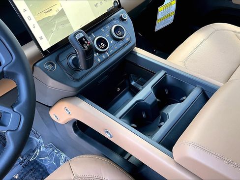 New 2026 Land Rover Defender 110 S AWD/4WD image 8