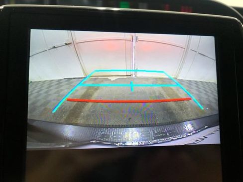 Used 2022 Toyota Prius Prime XLE FWD image 22