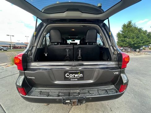 Used 2013 Toyota Land Cruiser AWD/4WD image 28