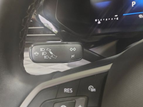 Used 2024 Volkswagen Taos S AWD/4WD image 9