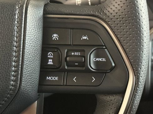 New 2026 Toyota 4Runner SR5 AWD/4WD image 30