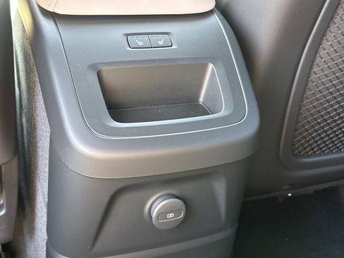 New 2026 Volvo XC60 T8 Plus w/ Protection Package Premier image 10