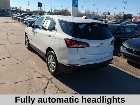 Used 2024 Chevrolet Equinox LS image 7