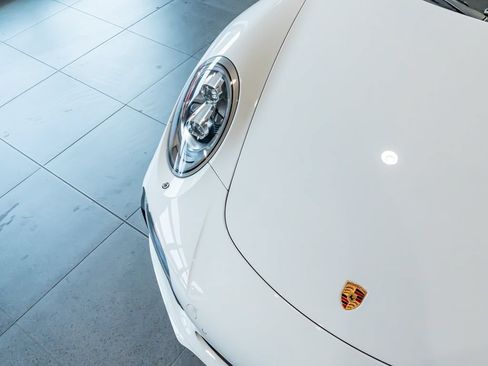 Used 2014 Porsche 911 Turbo S AWD/4WD image 22