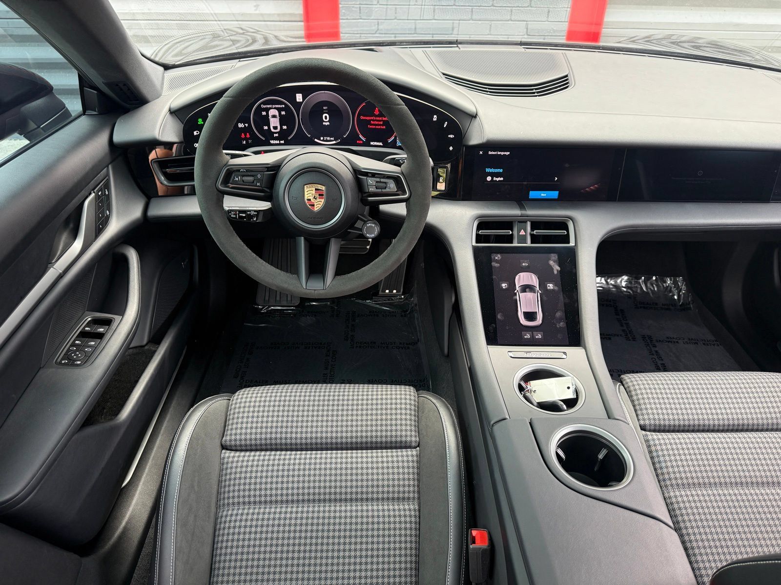 Used 2025 Porsche Taycan RWD image 33