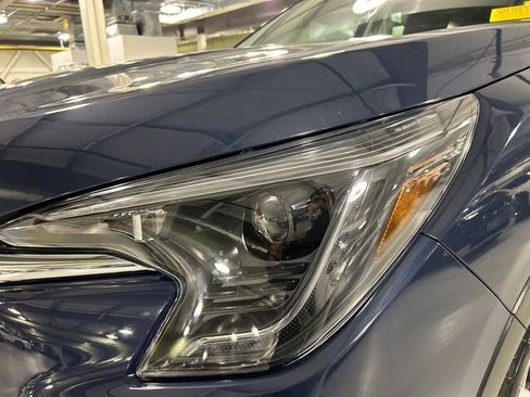 Used 2023 Subaru Ascent Limited w/ Technology Package AWD/4WD image 7