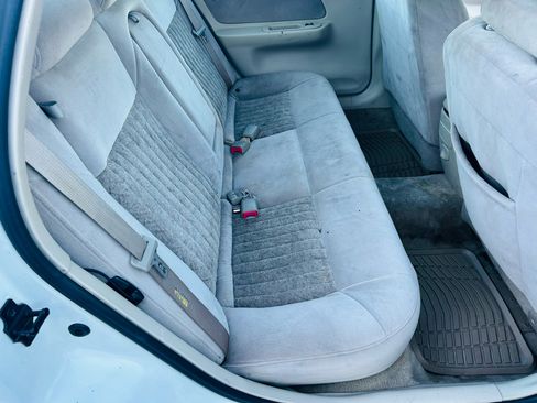 Used 2002 Chevrolet Impala LS image 24