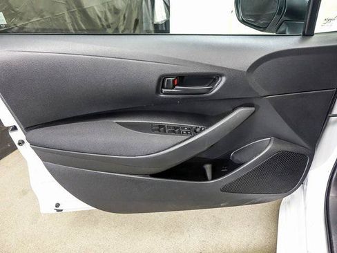 Certified 2022 Toyota Corolla LE FWD image 20