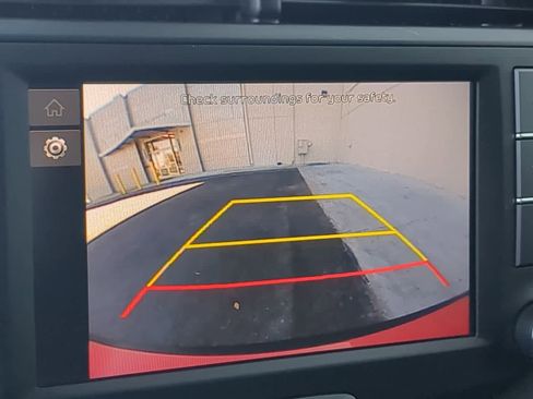 Used 2025 Kia Soul LX image 28