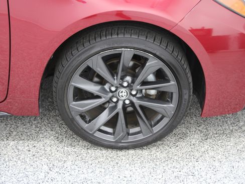 Used 2025 Toyota Corolla SE FWD image 5