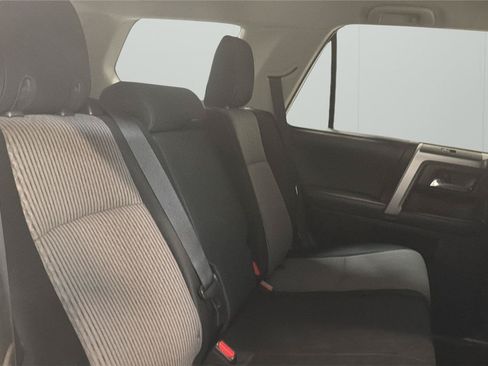 Used 2017 Toyota 4Runner SR5 AWD/4WD image 13