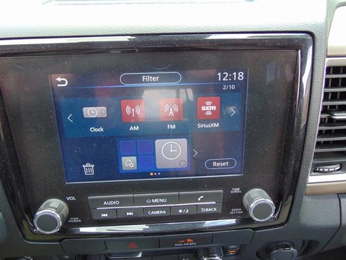 Used 2022 Nissan Frontier SV image 26