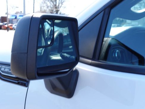 Used 2023 GMC Sierra 1500 Pro w/ Graphite Edition image 16