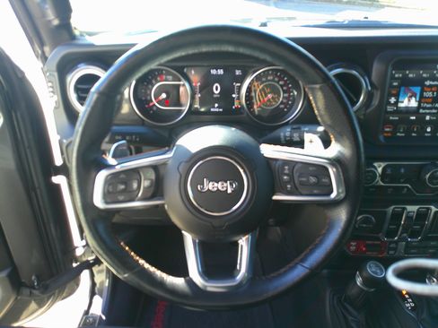 Used 2021 Jeep Wrangler Unlimited Rubicon w/ Trailer Tow Package image 19