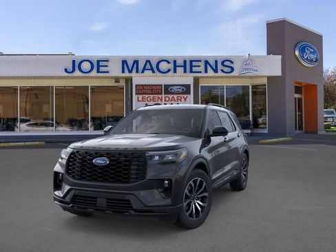 New 2026 Ford Explorer ST-Line AWD/4WD image 3