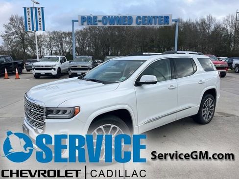 Used 2022 GMC Acadia Denali w/ Denali Ultimate Package image 2