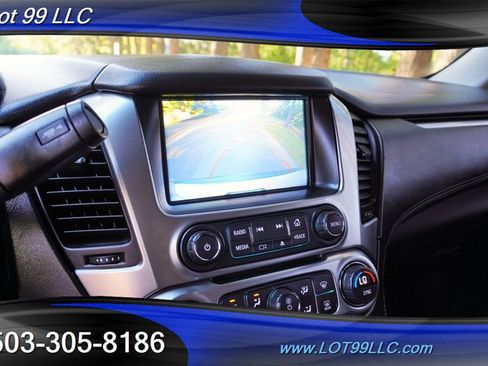 Used 2018 Chevrolet Suburban LT AWD/4WD image 39