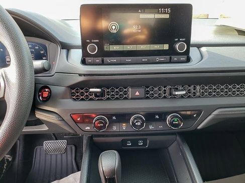 Used 2023 Honda Accord EX image 14