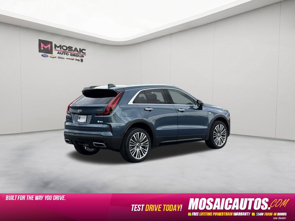 Used 2025 Cadillac XT4 Premium Luxury AWD/4WD image 7