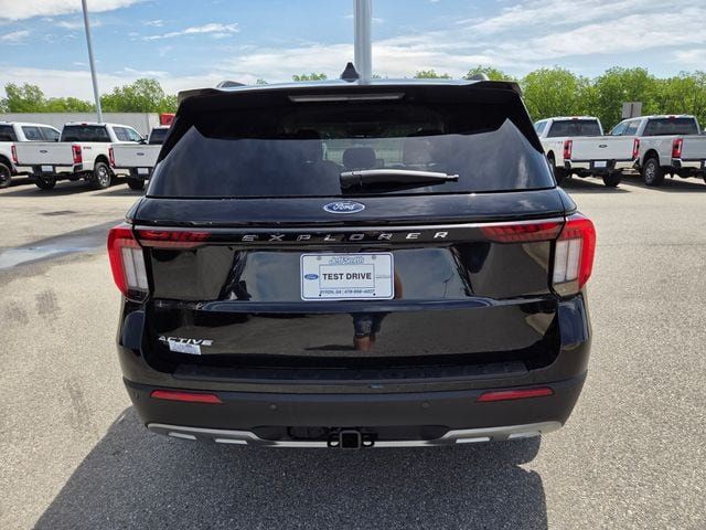 New 2026 Ford Explorer Active w/ Active Comfort Package RWD image 9