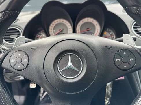 Used 2011 Mercedes-Benz SL 63 AMG image 15