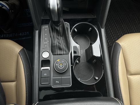 Certified 2023 Volkswagen Atlas Cross Sport SEL image 36