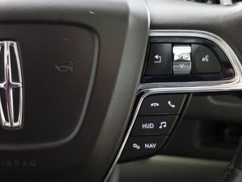Used 2020 Lincoln Navigator L Black Label w/ Cargo Convenience Package image 30