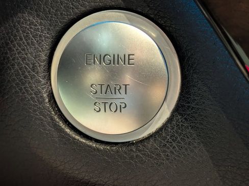 Used 2017 Mercedes-Benz GLS 450 4MATIC image 11