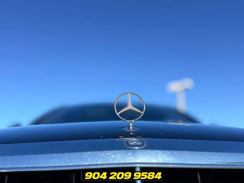 Used 2017 Mercedes-Benz S 550 Sedan image 17