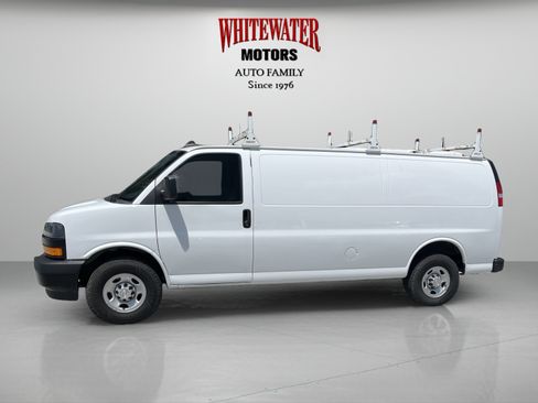 Used 2022 Chevrolet Express 2500 Extended w/ Driver Convenience Package image 2