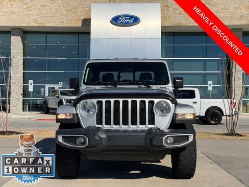 Used 2023 Jeep Gladiator Sport image 2