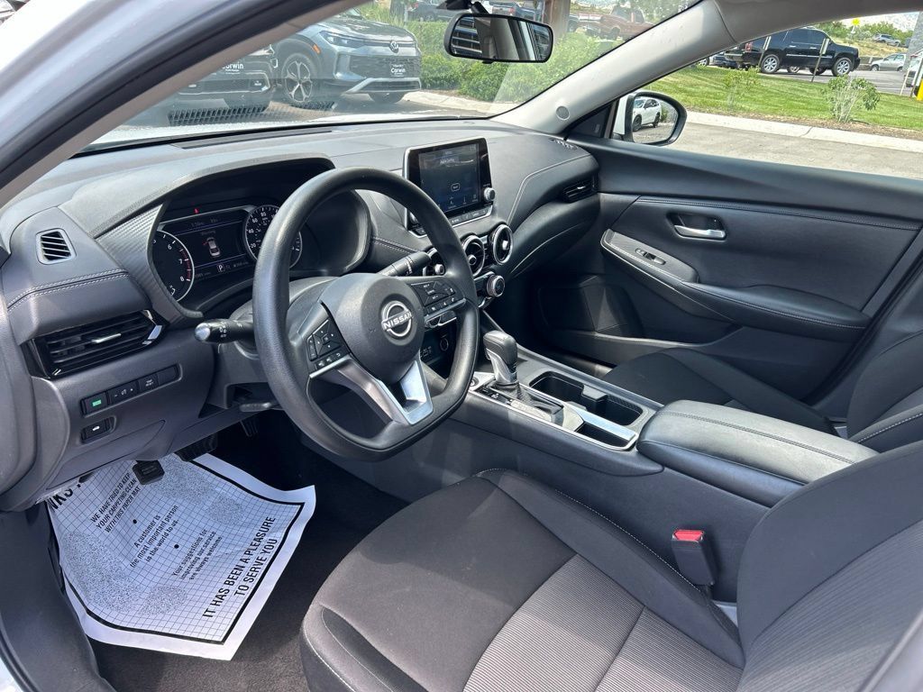 Used 2024 Nissan Sentra SV FWD image 21