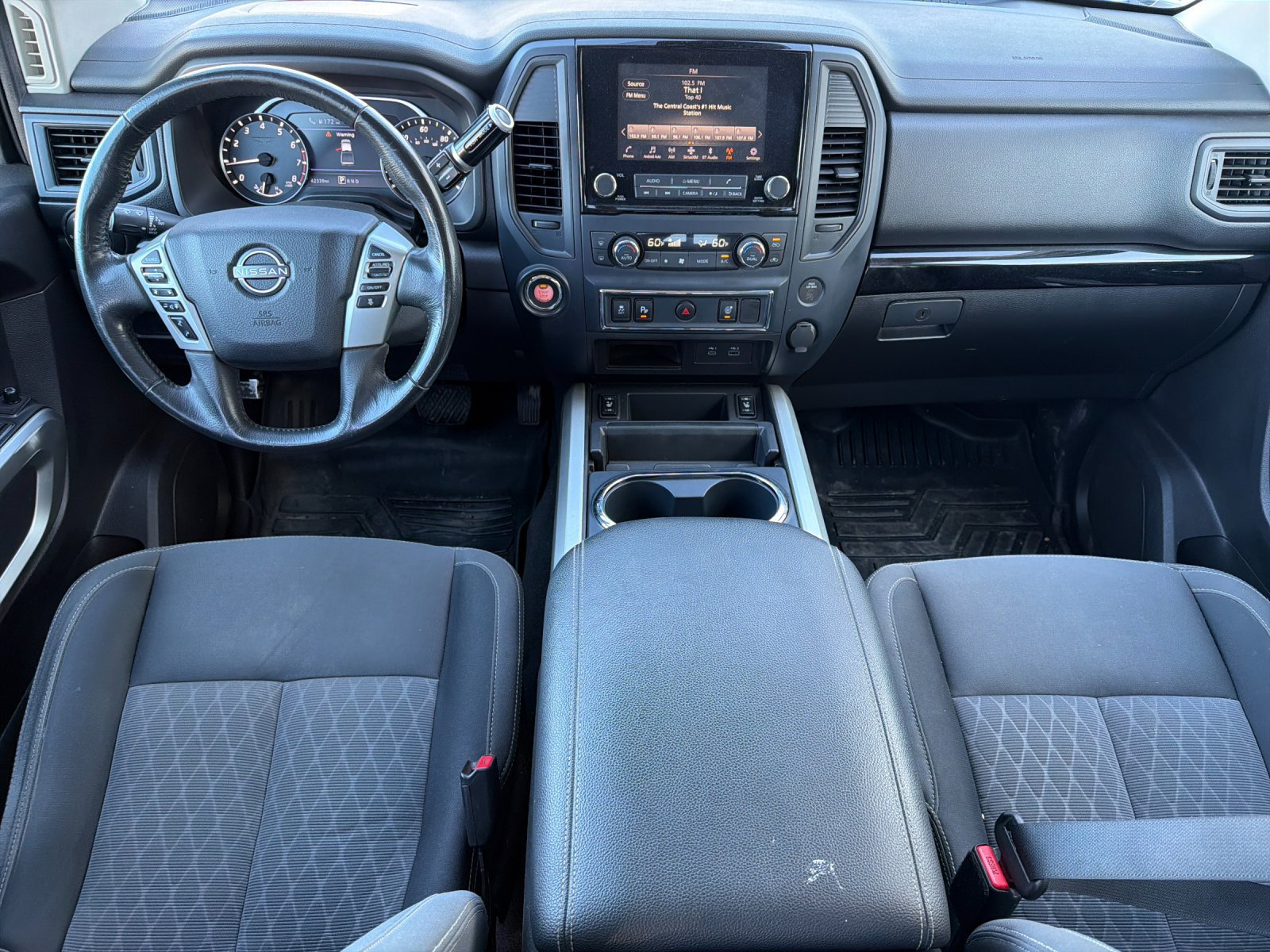 Used 2024 Nissan Titan SV w/ SV Convenience Package RWD image 14