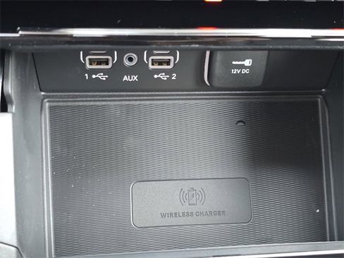 New 2025 Jeep Grand Cherokee Limited w/ Luxury Tech Group II image 12