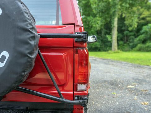 Used 1995 Ford Bronco XLT AWD/4WD image 66