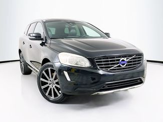 Used 2016 Volvo XC60 T5 Premier w/ Proximity Package video 1