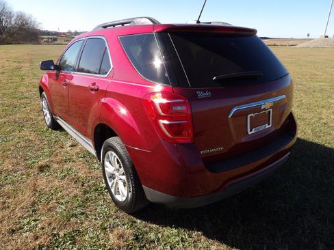 Used 2017 Chevrolet Equinox LT w/ Convenience Package image 9