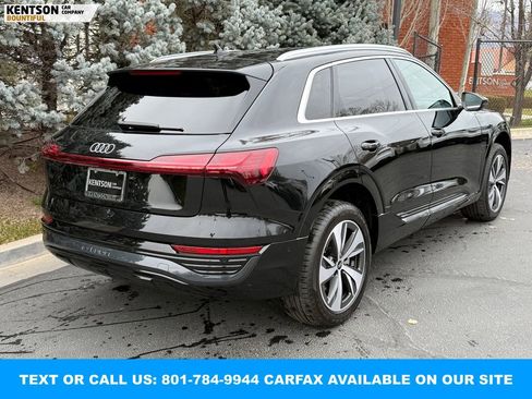 Used 2024 Audi Q8 e-tron Premium Plus image 8