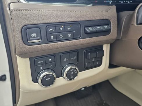 Used 2024 GMC Yukon XL Denali w/ Max Trailering Package AWD/4WD image 13