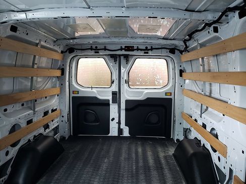 Certified 2023 Ford Transit 250 Low Roof w/ Exterior Upgrade Package RWD image 29