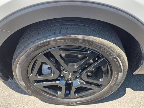 Used 2024 Kia Telluride SX Prestige X-Line AWD/4WD image 11